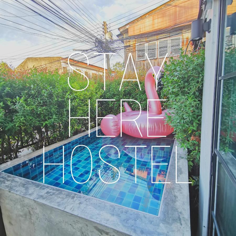 Stay Here Hostel Chiang Mai Bagian luar foto